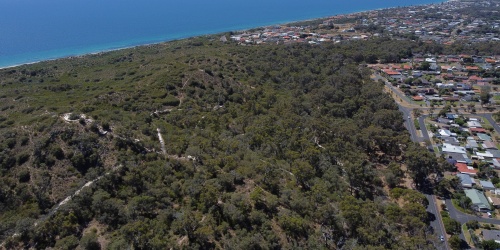 Maidens Head overview. Photo Shem 