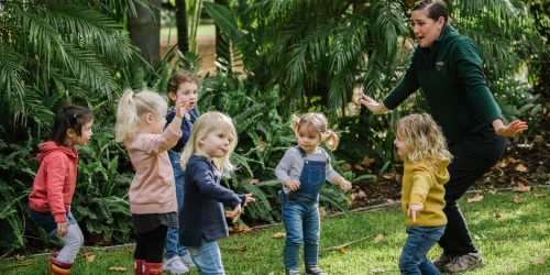 Children at Perth Zoo