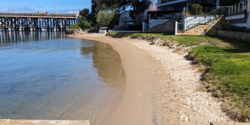 The area at Northbank in the City of Fremantle where a river wall will be constructed.