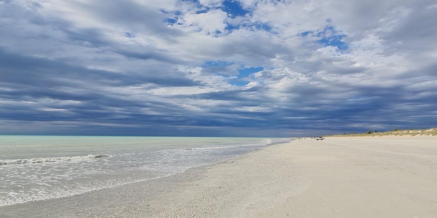 Eighty Mile Beach Marine Park - Photo Roxanne Pendreigh