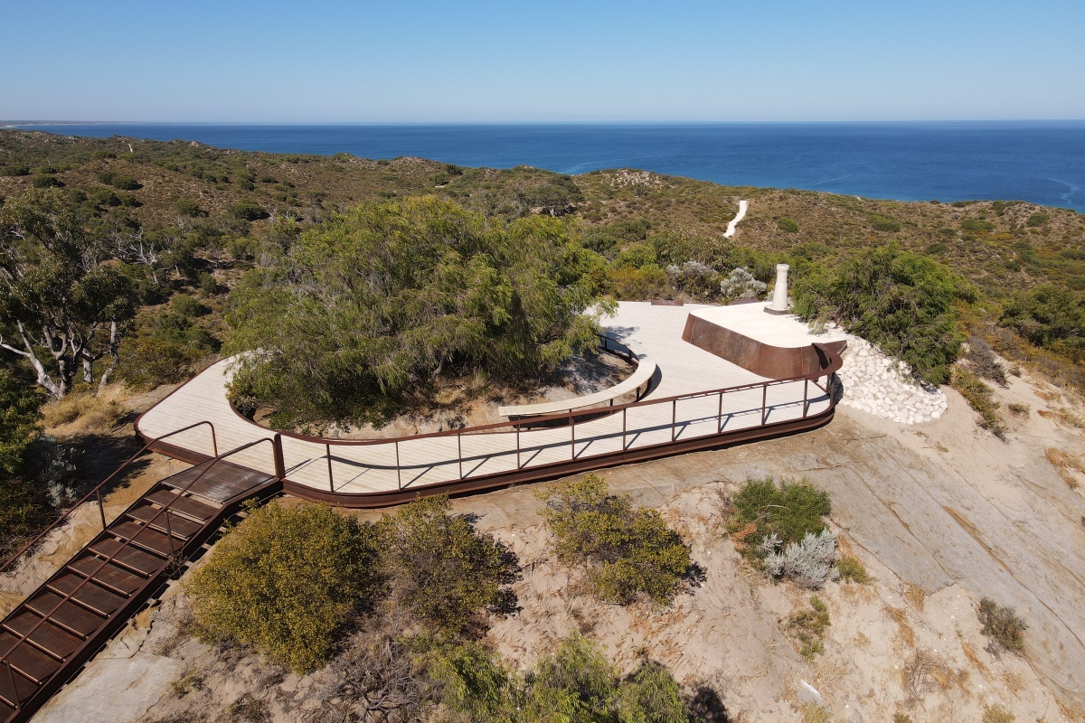 Maidens Head lookout