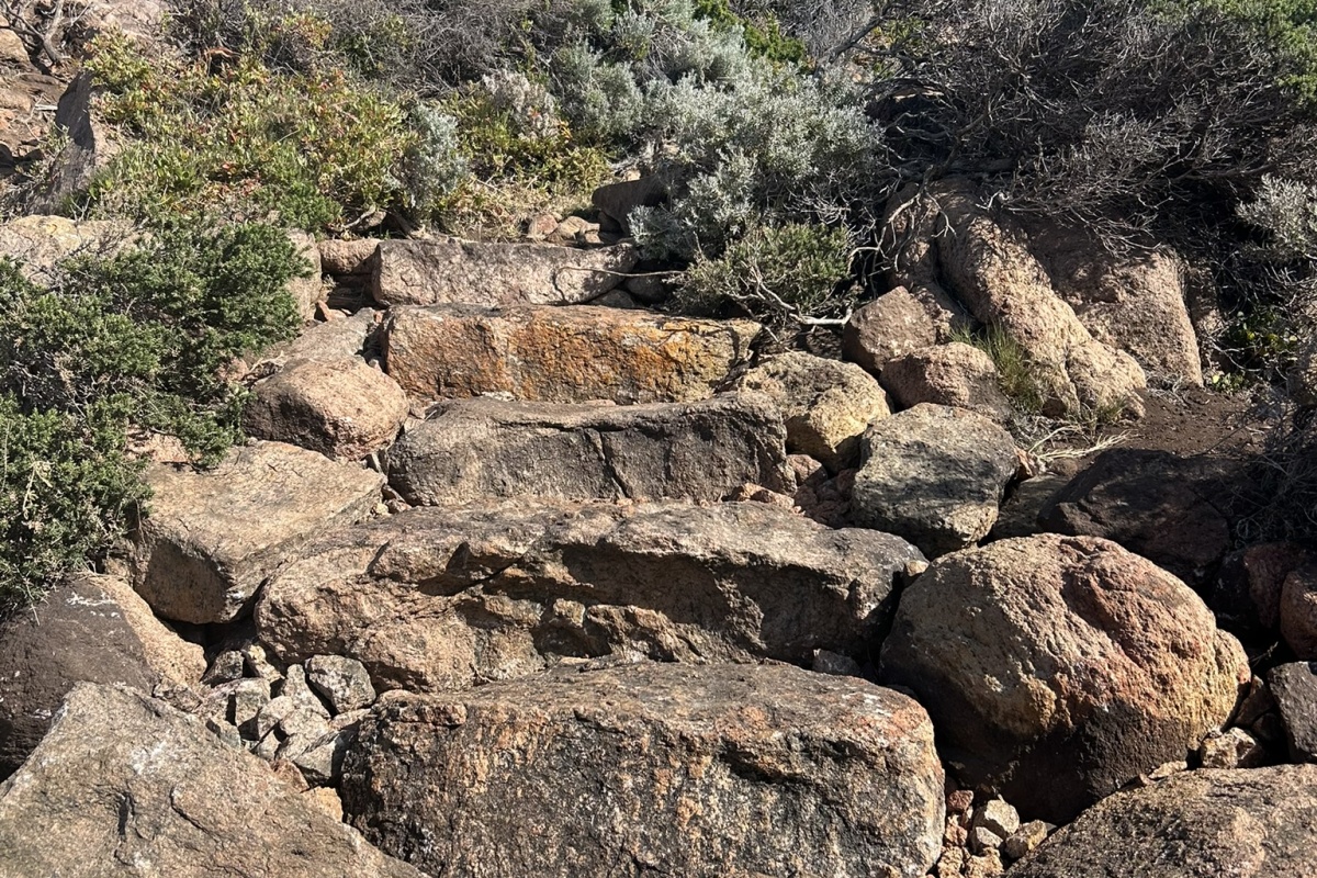 Rock steps at Smiths Point. Photo DBCA