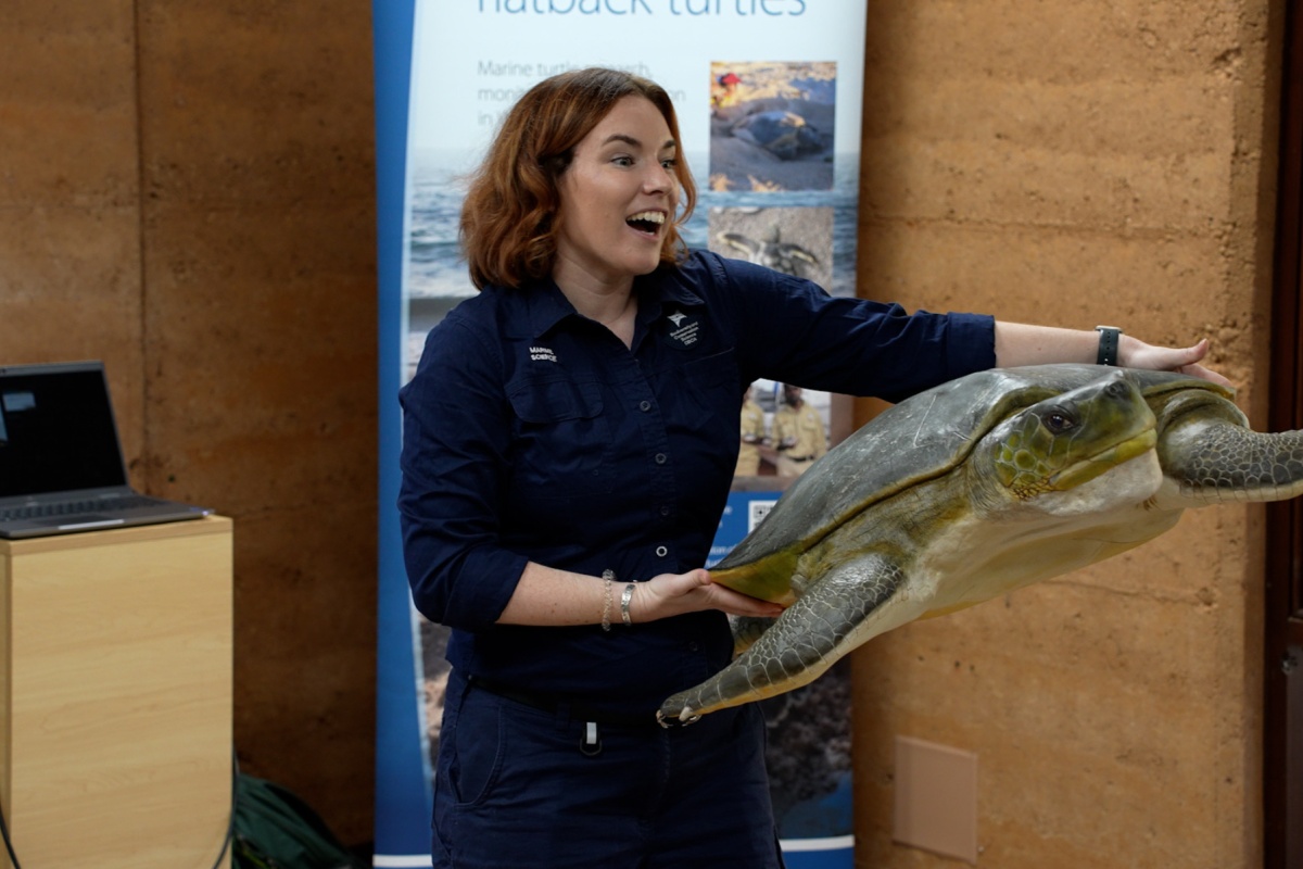 Glodagh Guidlea talks to the students about flatback turtles. Photo - DBCA