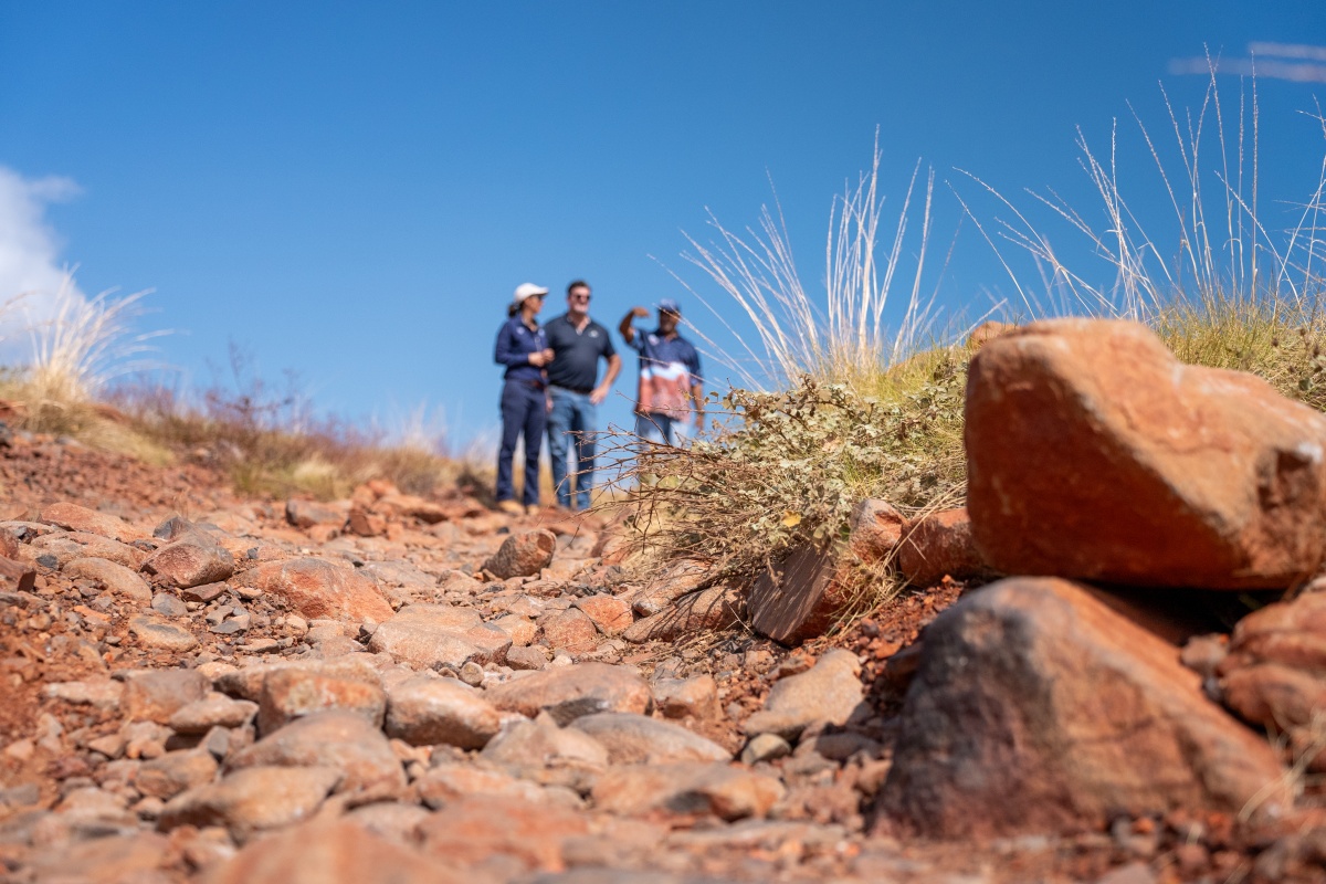 On-Country consultation between DBCA, Murujuga Aboriginal Corporation and City of Karratha. Photo by Miles Brotherson/DBCA